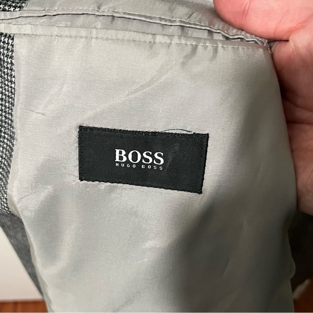 Hugo Boss Grey Houndstooth Blazer in Loro Piana wool and Cashmere - Picture 4 of 6